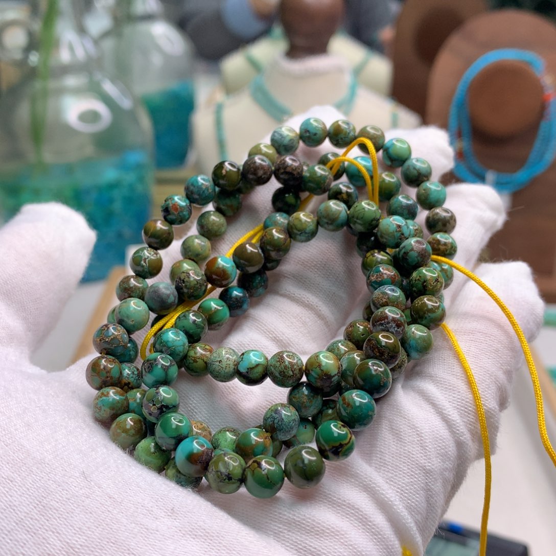 绿松石未镶嵌饰品