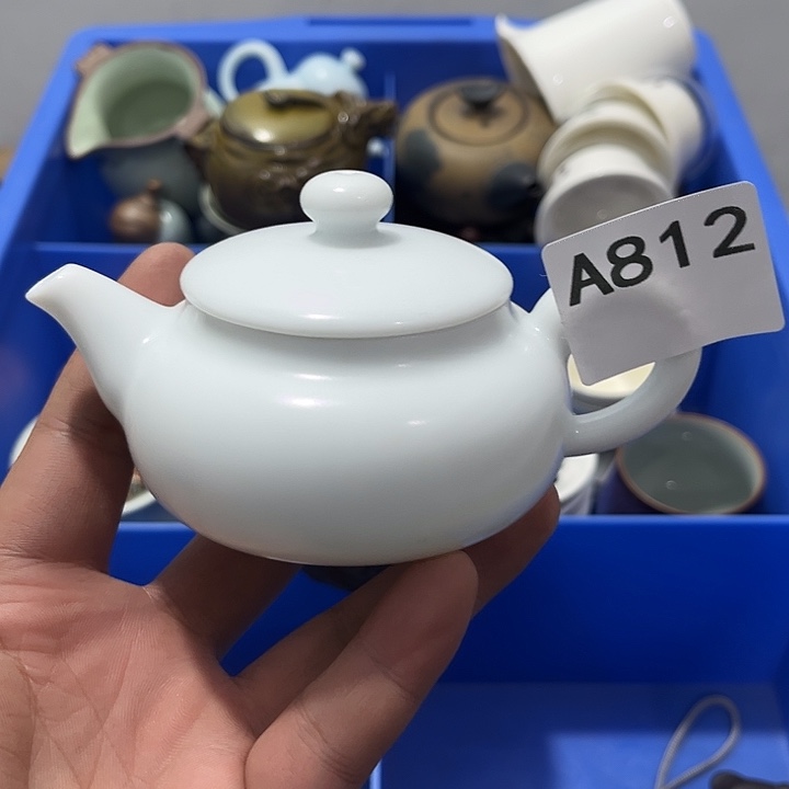 k***k瓷片茶摆件微瑕介意勿拍
