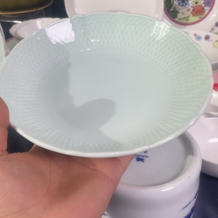 影青爱丽丝8寸饭盘