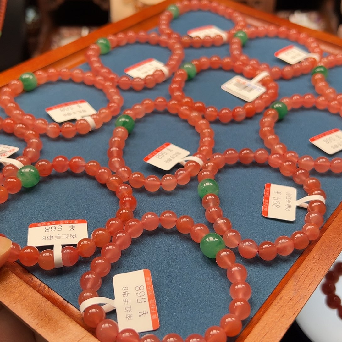 娜***X南红玛瑙未镶嵌手链