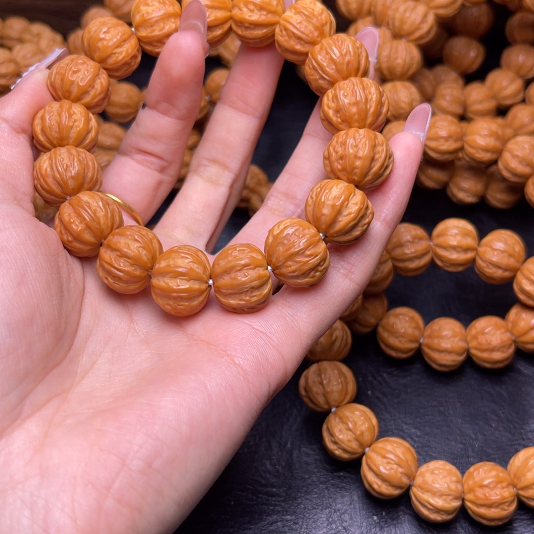 猴头核桃吊坠她**他京八棱17➕