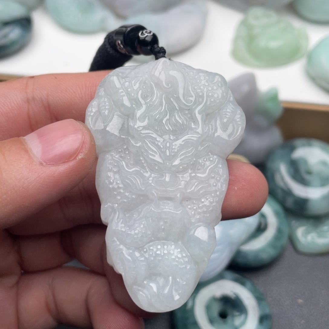 风***钟翡翠未镶嵌吊坠(不含链)