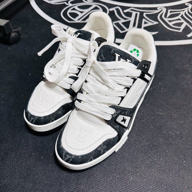 Louis Vuitton路易威登/trainer黑白牛仔满印熊猫/5码/ysc0261