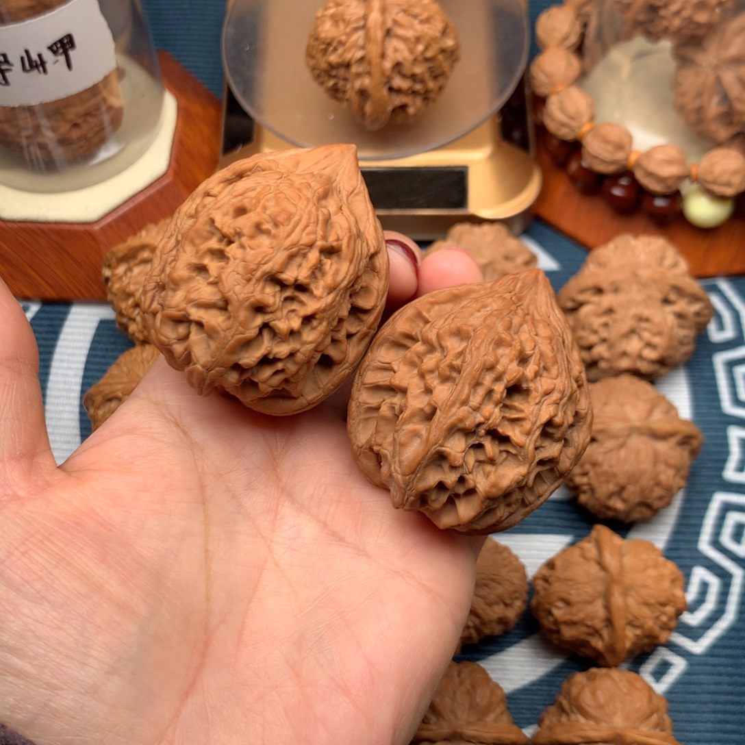 观***越文玩核桃把件大沽石43