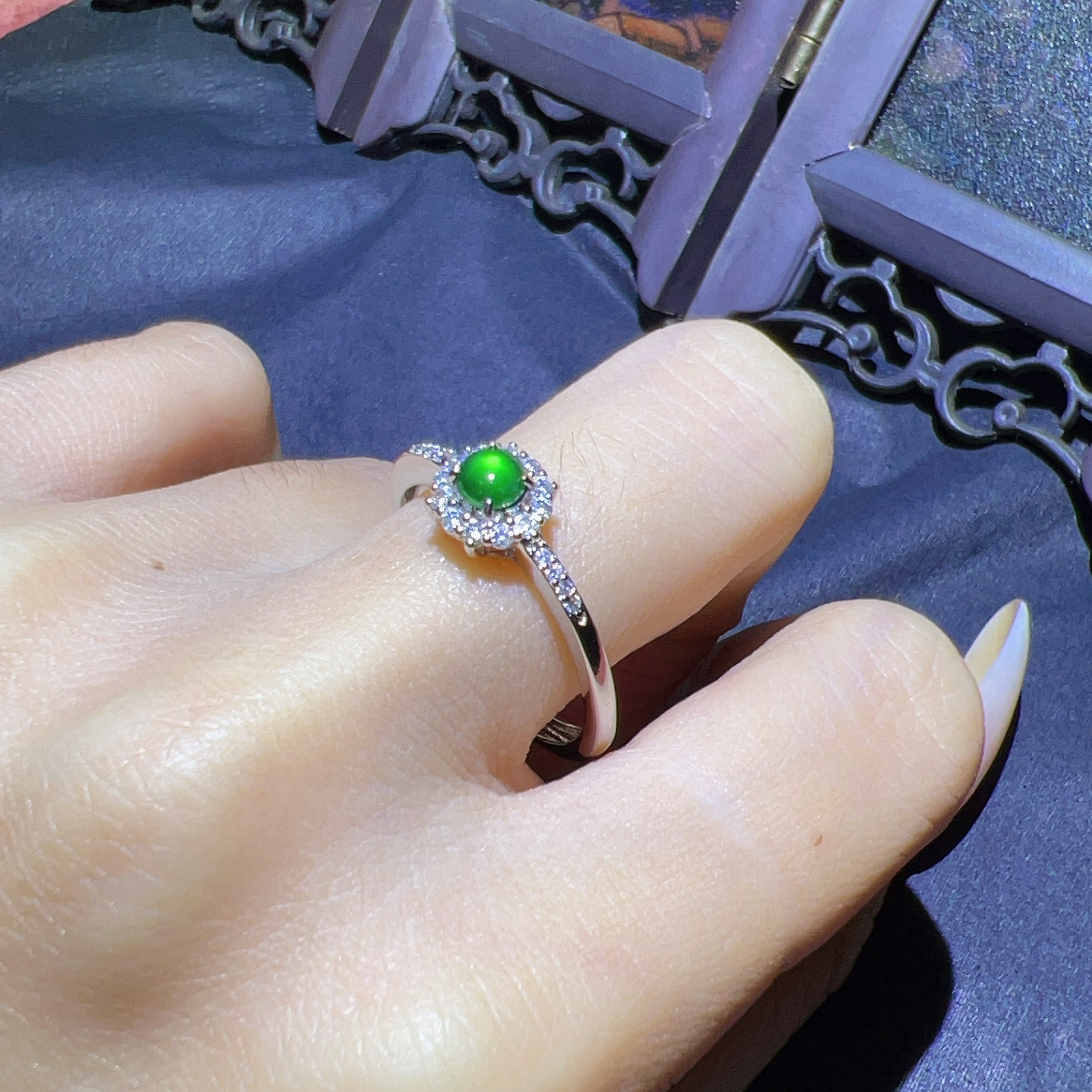 天然A货翡翠蛋面戒指