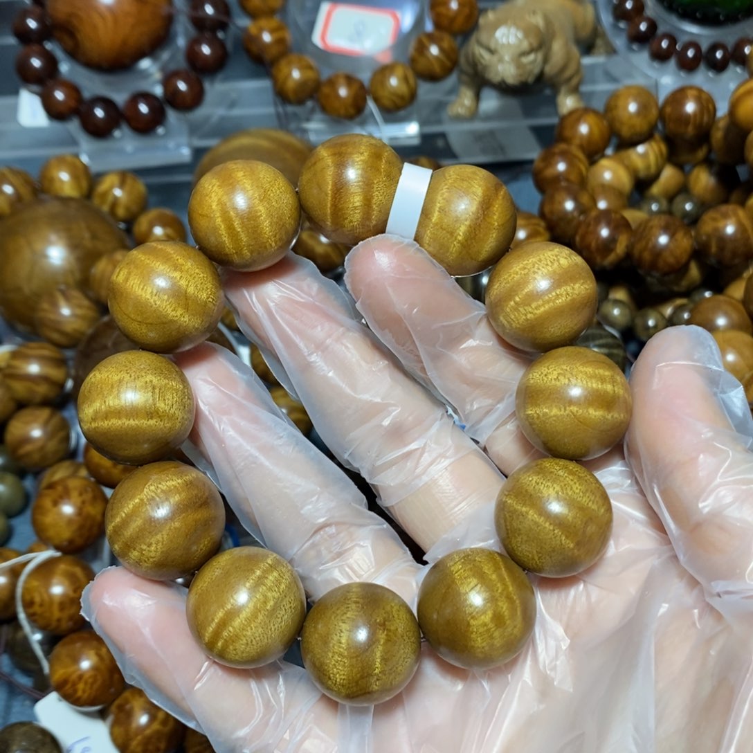金丝楠木雕工艺品20