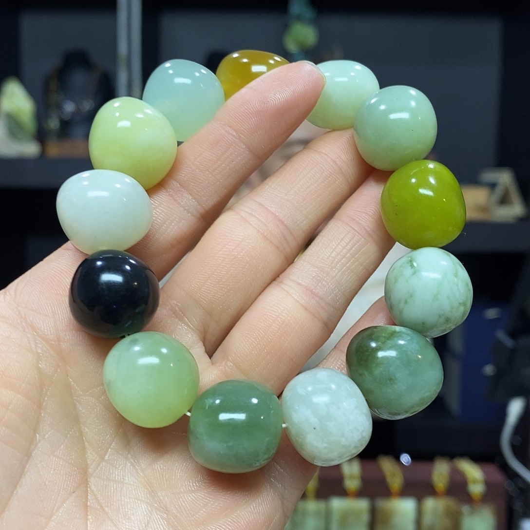 岫玉挂件吊坠未镶嵌