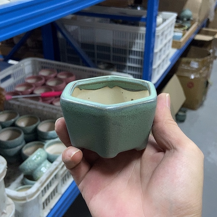 花盆单场满9.9发货7.5*4.5