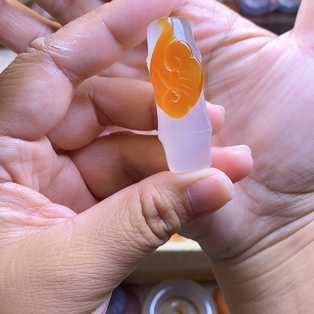 未镶嵌颈饰玛瑙/玉髓