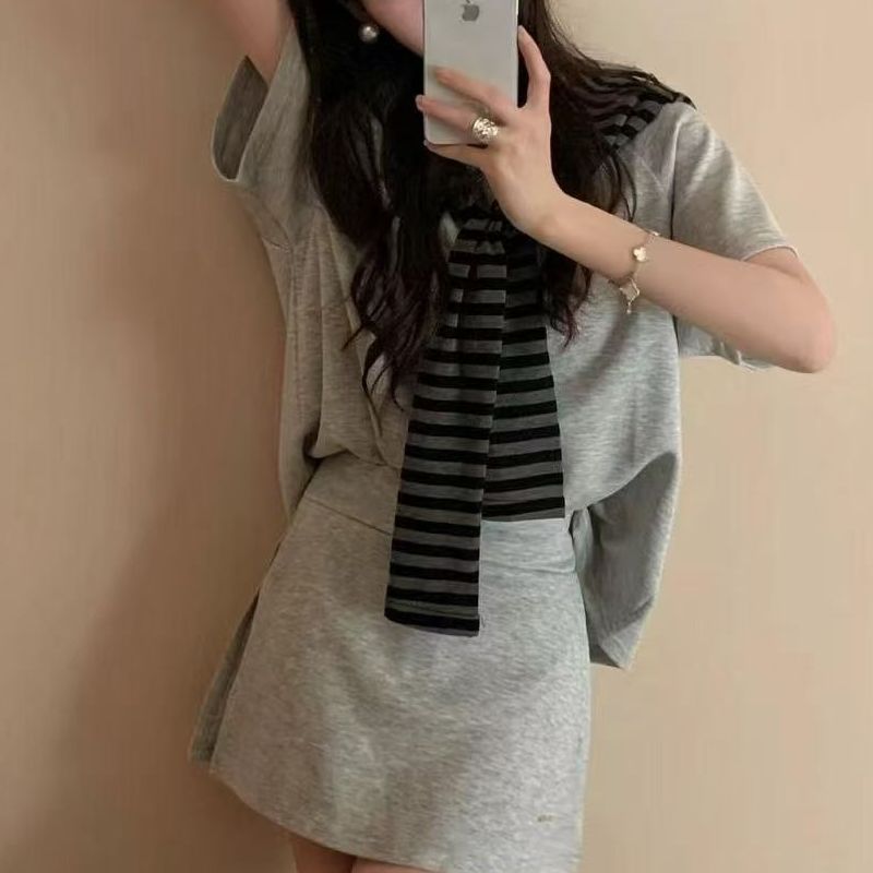（霏儿）韩系学院风半身裙套装女2025夏季新款短袖T恤上衣披肩771