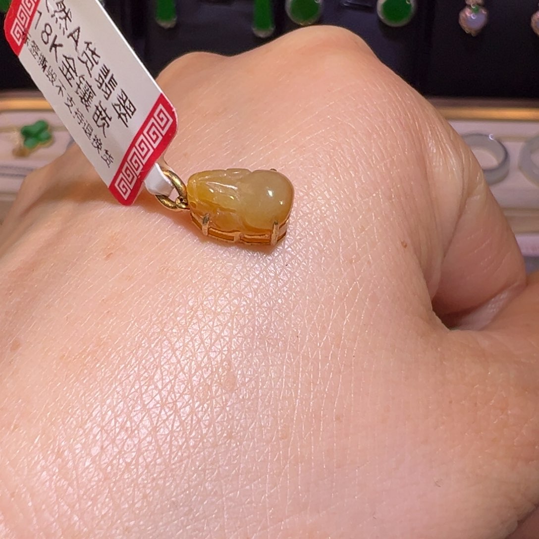 翡翠颈饰18K金镶嵌吊坠