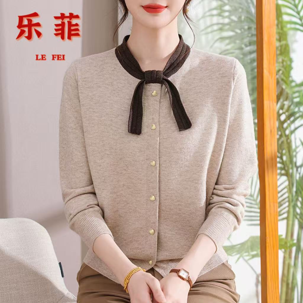 中老年2025新款女装宽松翻领中老年开衫针织衫打底衫春秋秋冬长袖