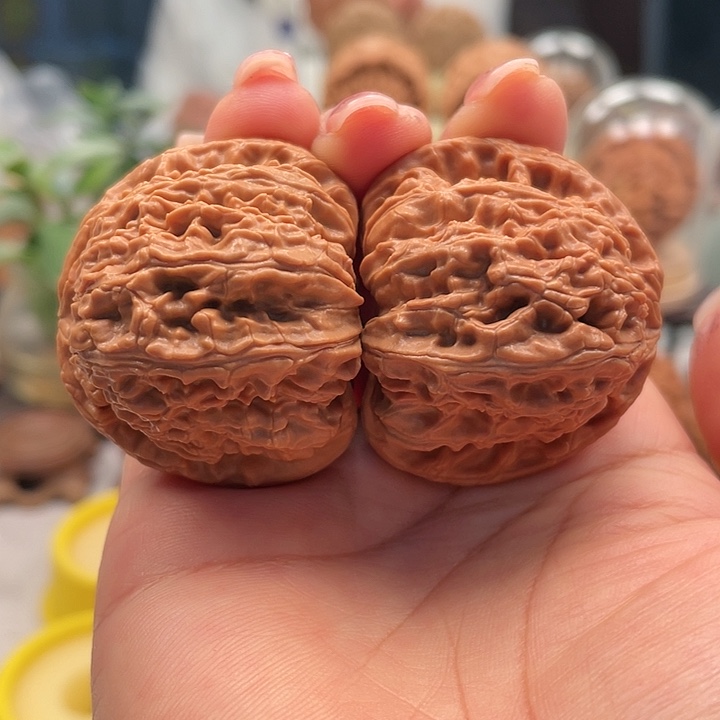 文玩核桃吊坠1559595959565