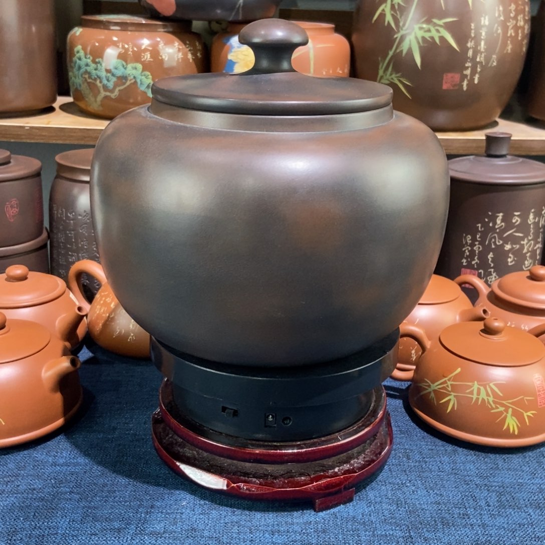 9建水紫陶手工精磨素罐