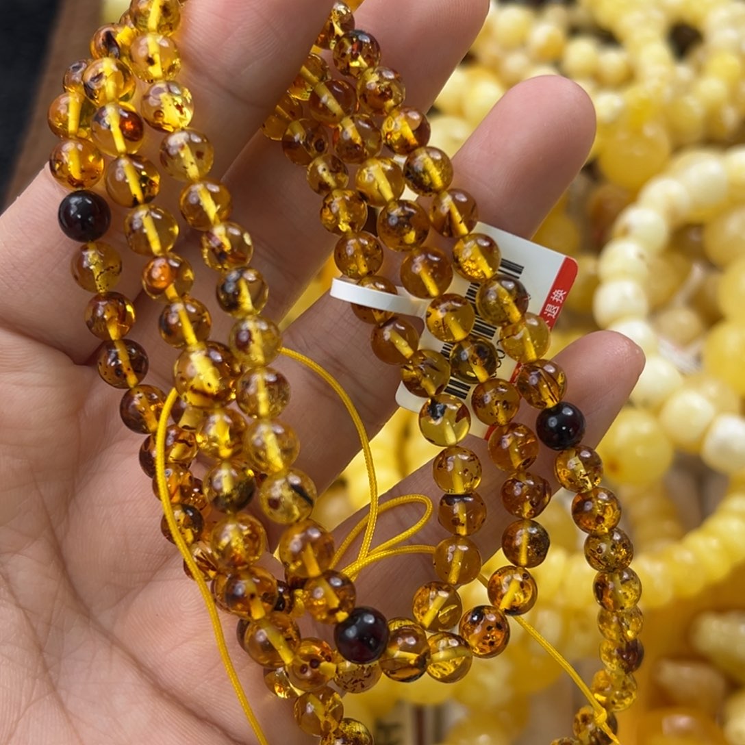 琥珀珠宝奇石未镶嵌