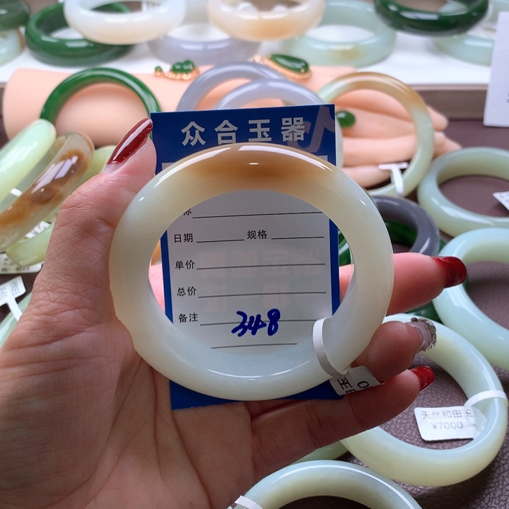 和田玉手镯57未镶嵌