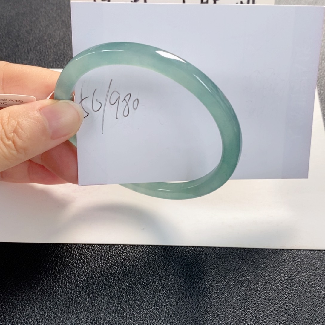 翡翠未镶嵌手镯天然翡翠