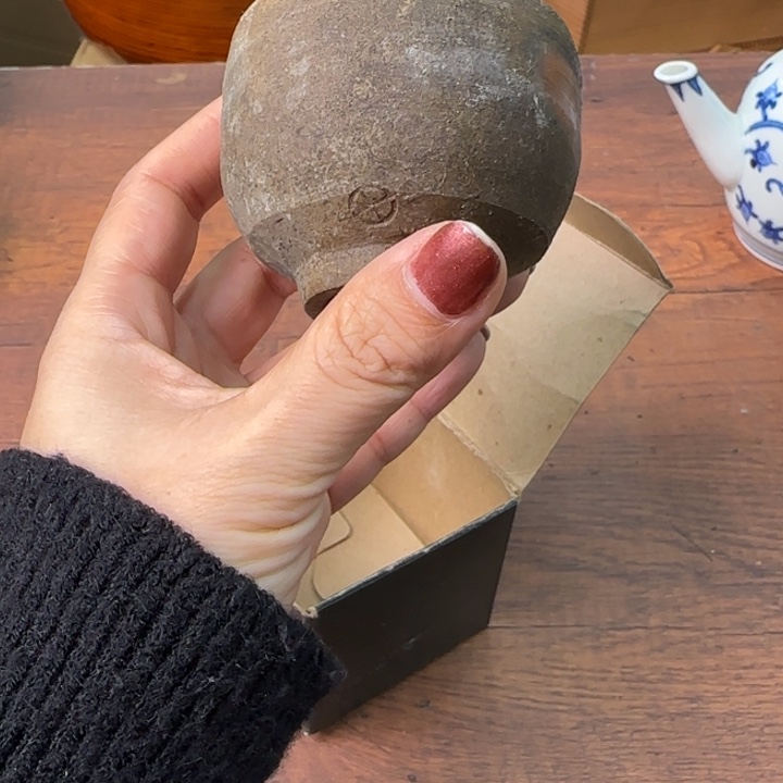 一个陶瓷物件哈哈哈哈