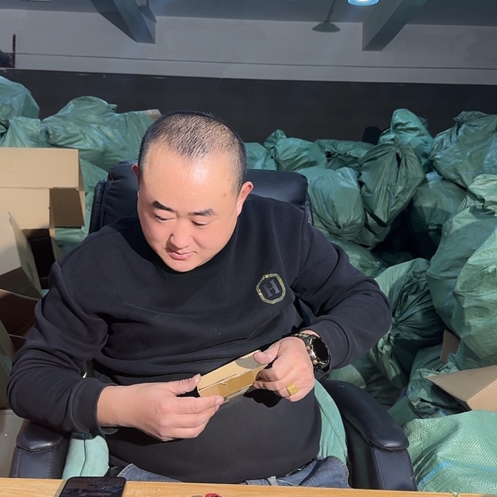 Lucky嗷嗷炸炸053