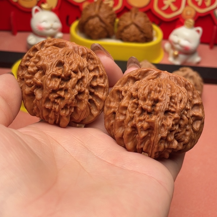 文玩核桃吊坠得**?004四座楼有修