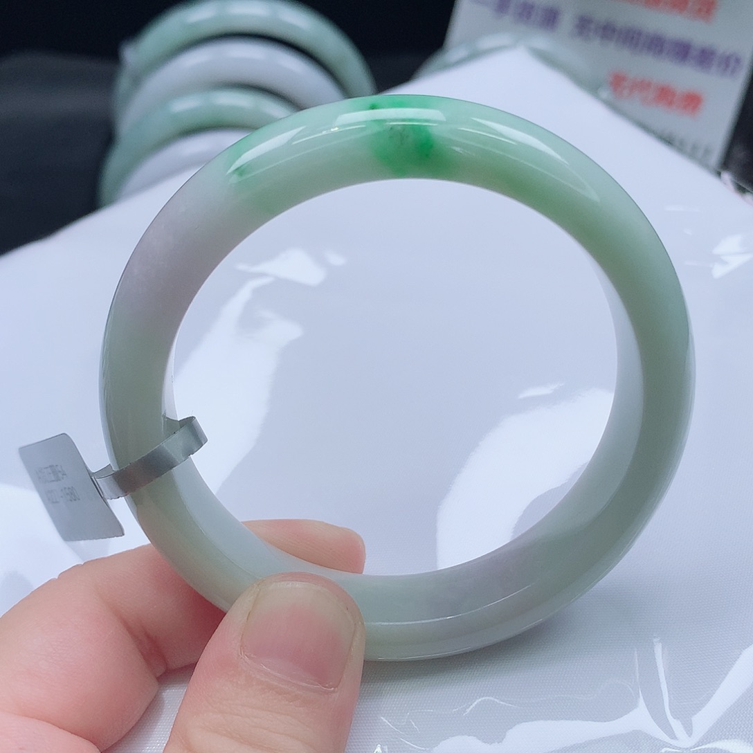 翡翠未镶嵌手镯227