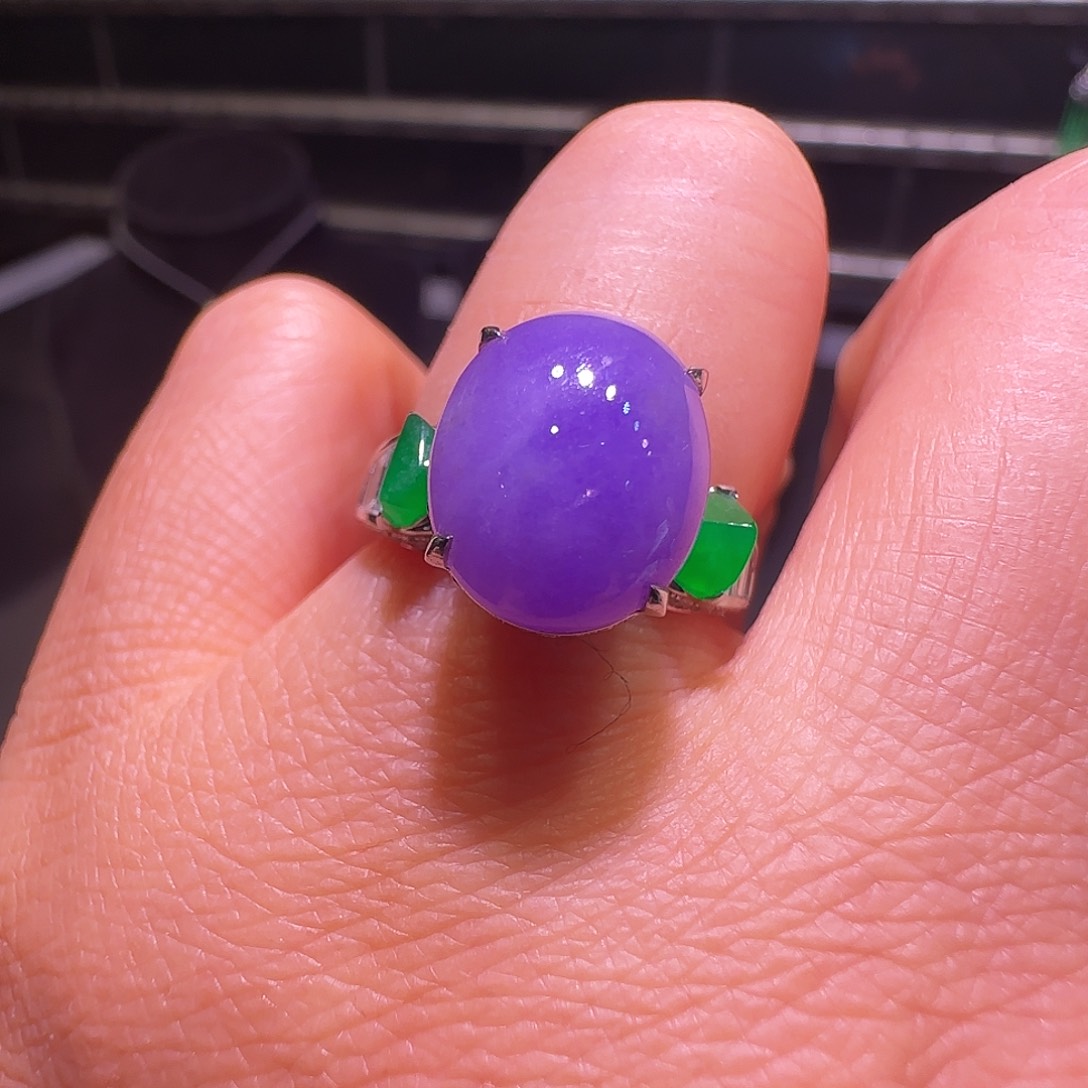 翡翠18K金镶嵌戒指戒指