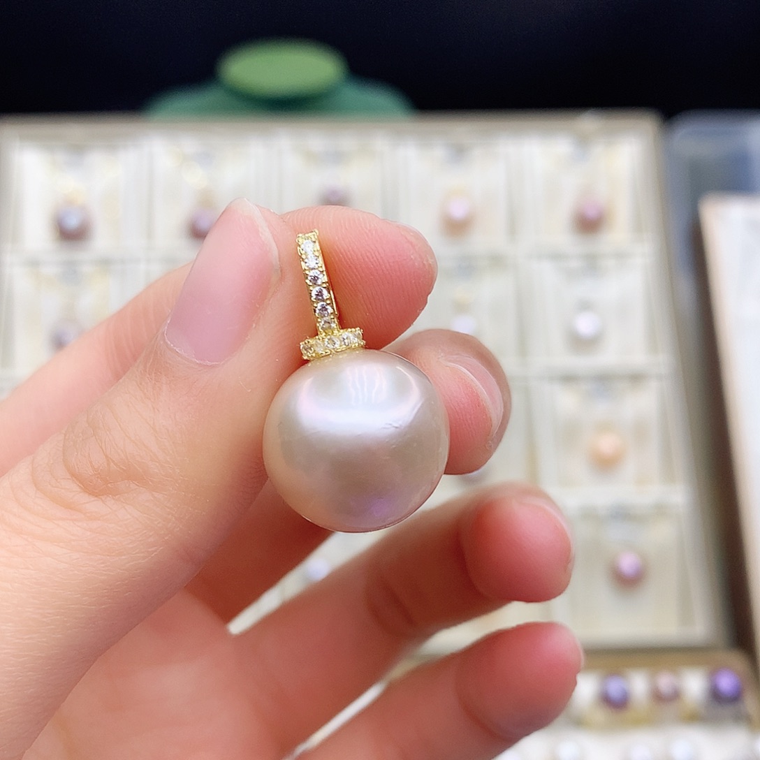 淡水珍珠颈饰合金