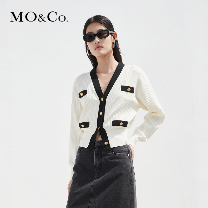 【赵老板专属】MOCO春季金扣撞色边V领短款针织开衫MBC1CART14