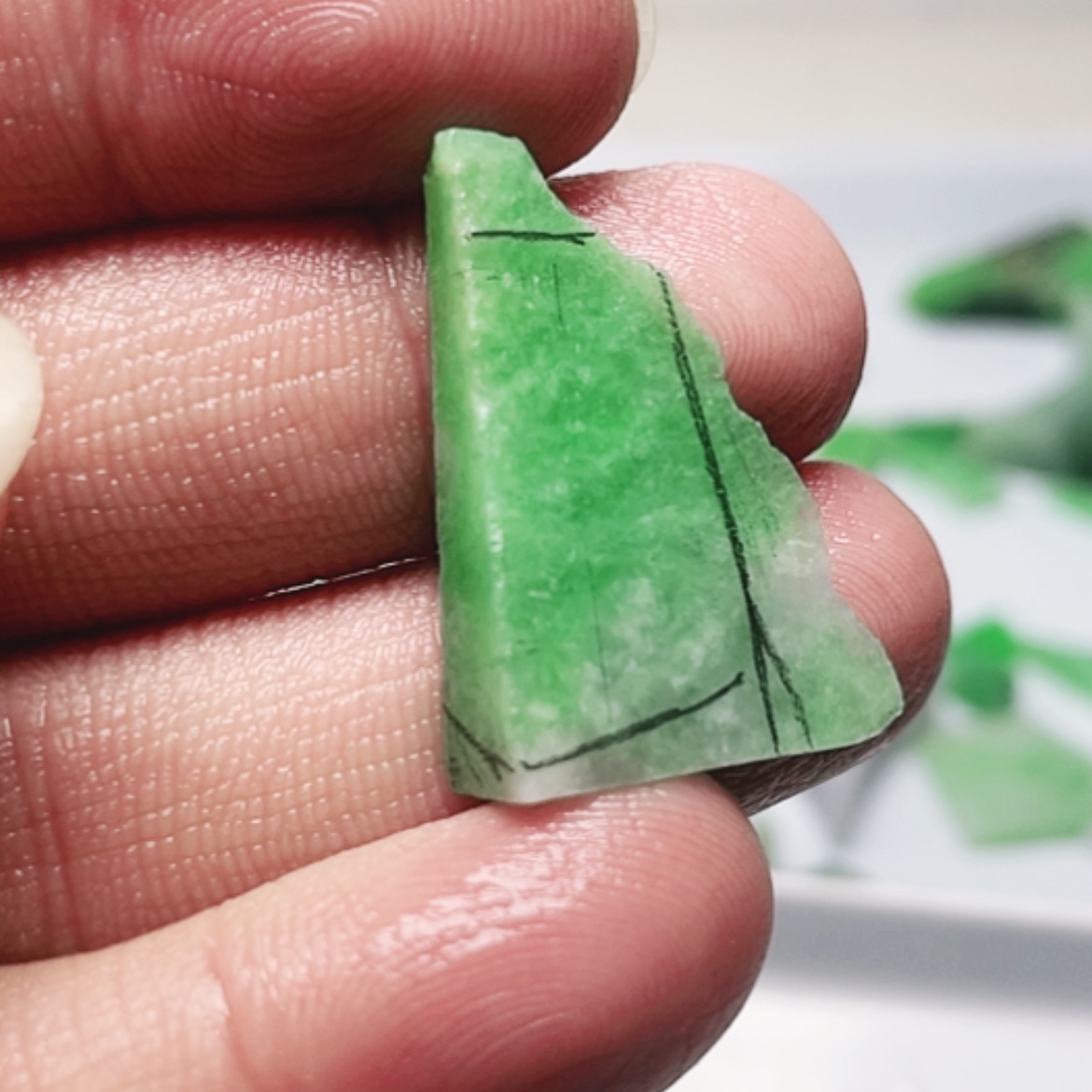 【闪购商品】翡翠颈饰未镶嵌A货