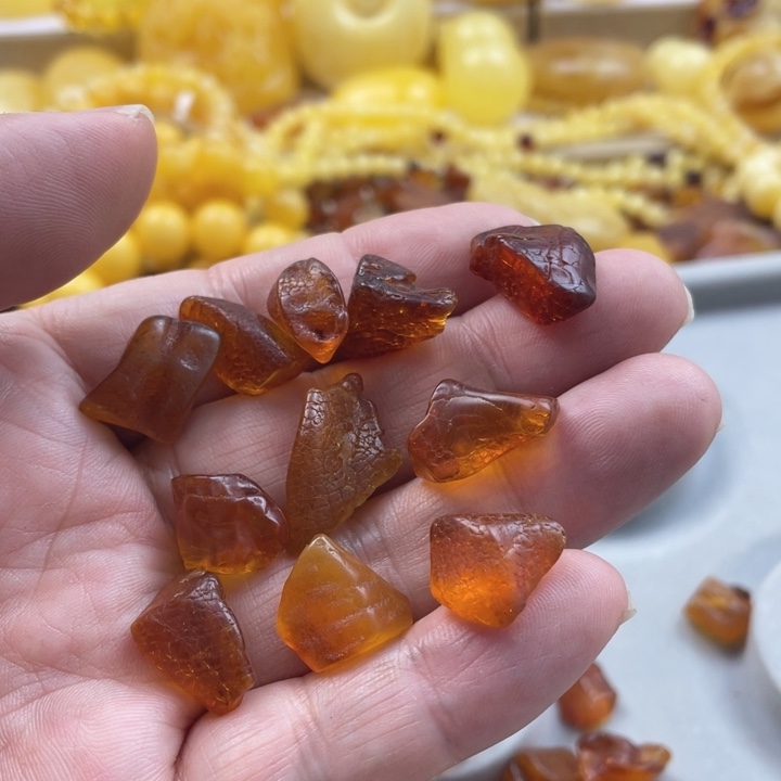 蜜蜡手串未镶嵌吊坠