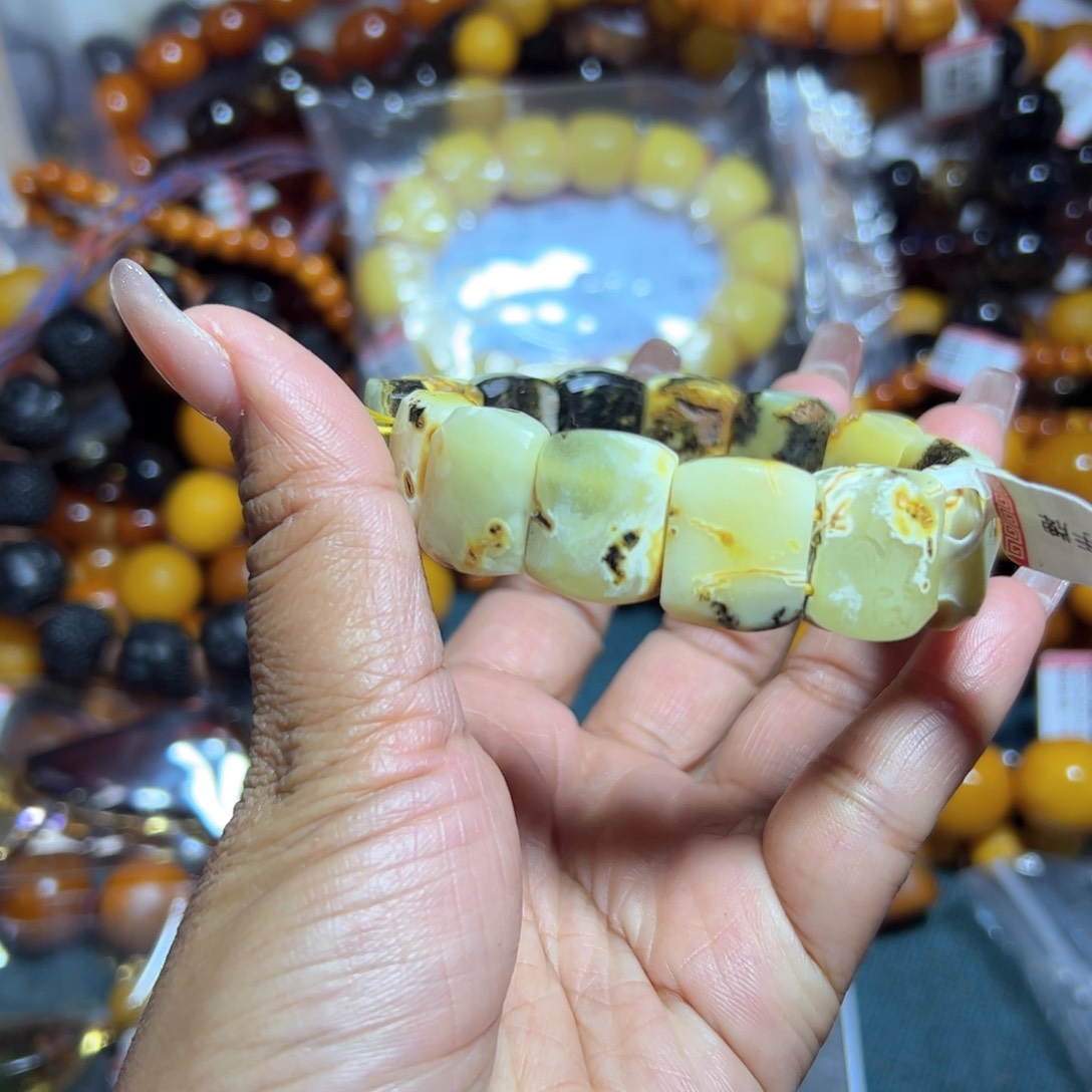 琥珀珠宝奇石未镶嵌415