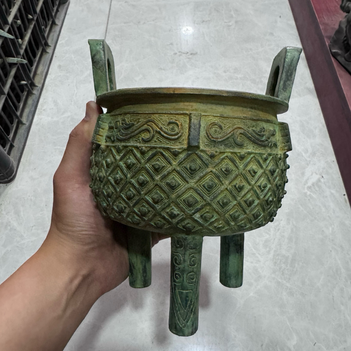 仿商周时期青铜鼎，仿古青铜器，博古架，家居摆件，商务礼品手工