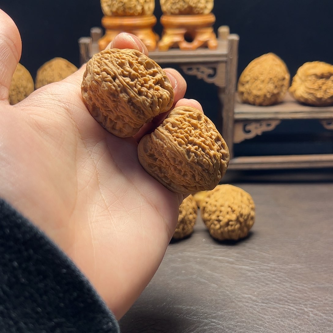 文玩核桃把件37丑疆高炮溜肩膀