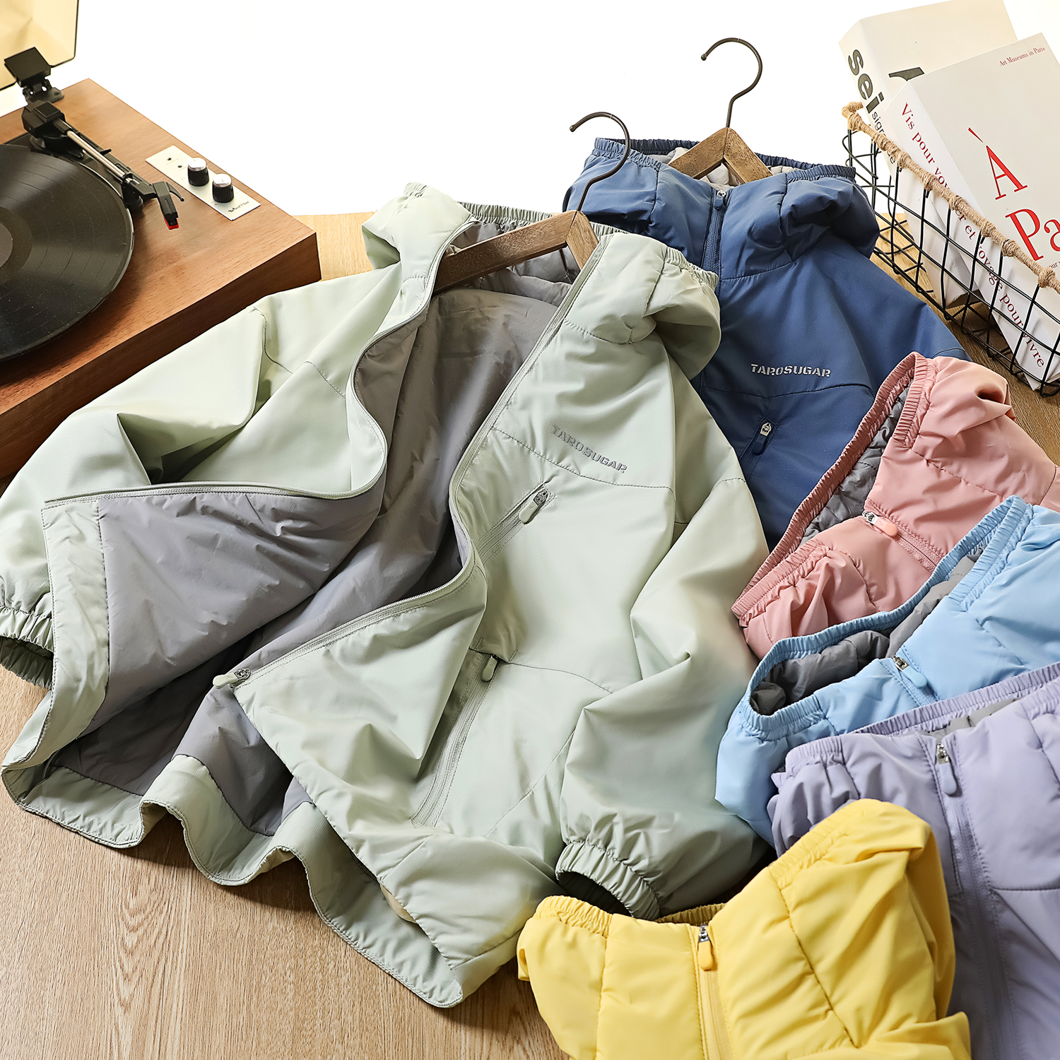 儿童秋冬棉服外套2025秋冬新款保暖男童大豆轻棉服拉链上衣6807