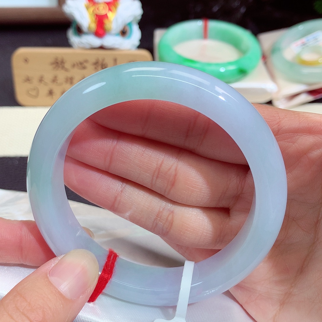 翡翠未镶嵌手镯445