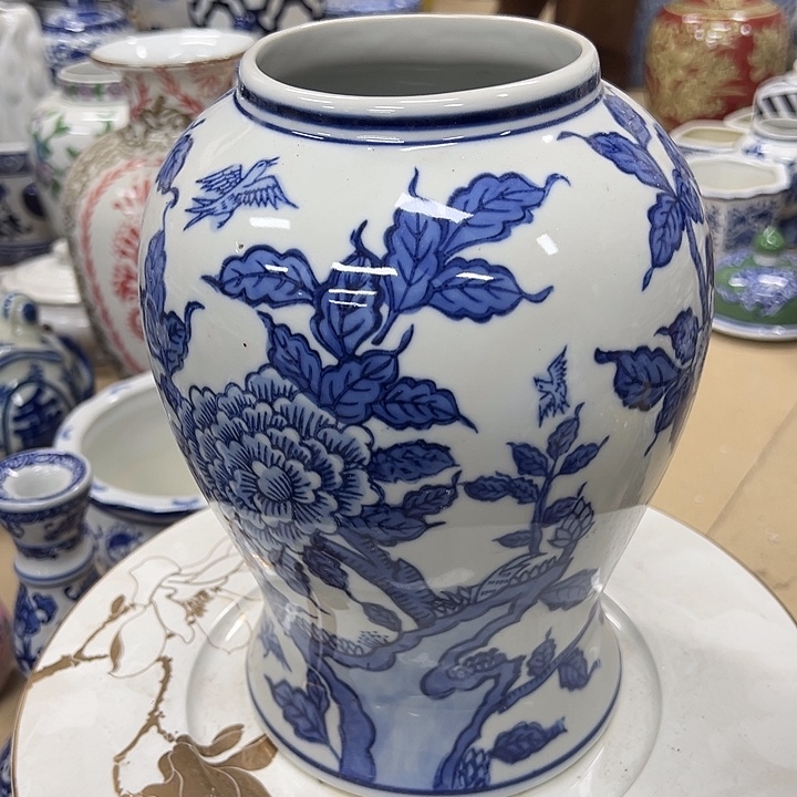 瓷片微瑕。。。。。。。。。。。。。。