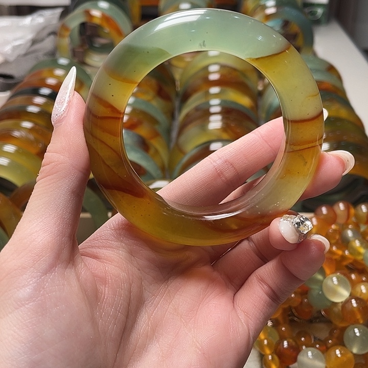 蛇纹石玉未镶嵌手镯54.5