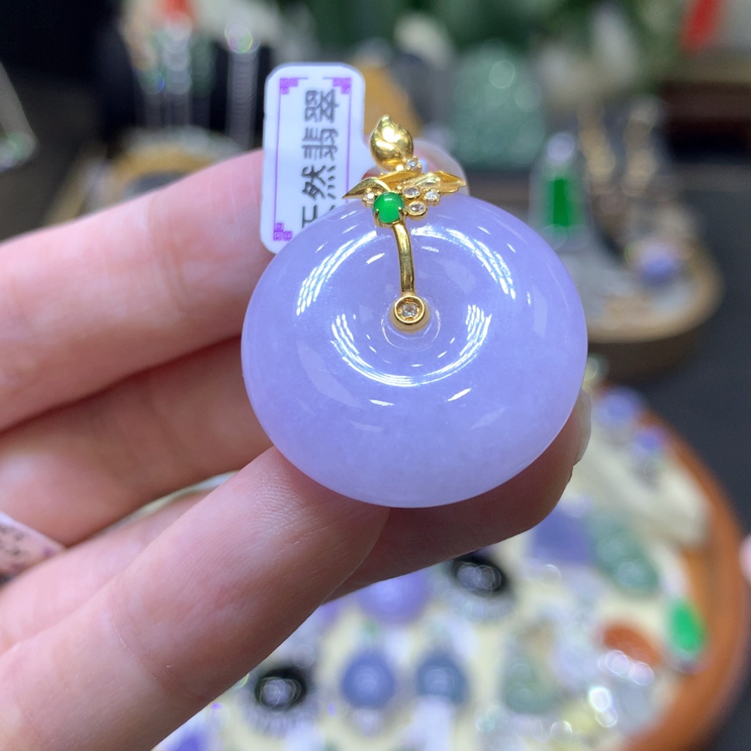 翡翠18K金镶嵌颈饰翡翠吊坠项链