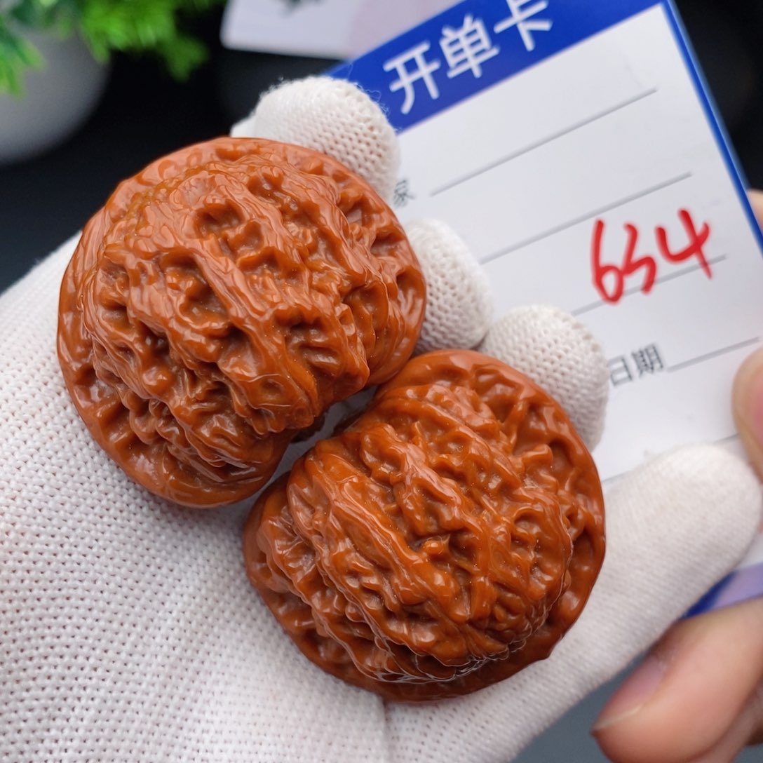 文玩核桃把件41红狮子634