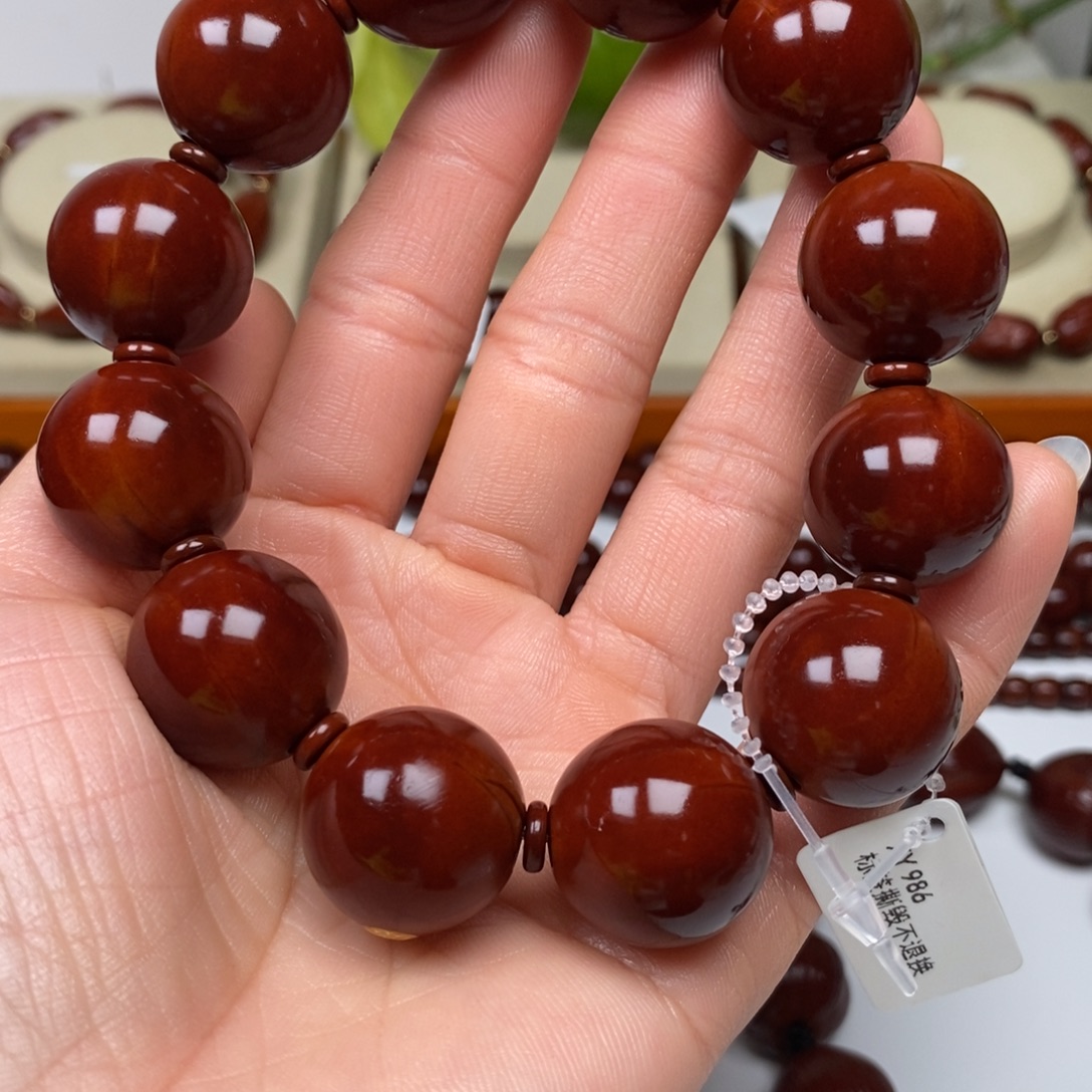 梦***橄榄核吊坠包浆玉化