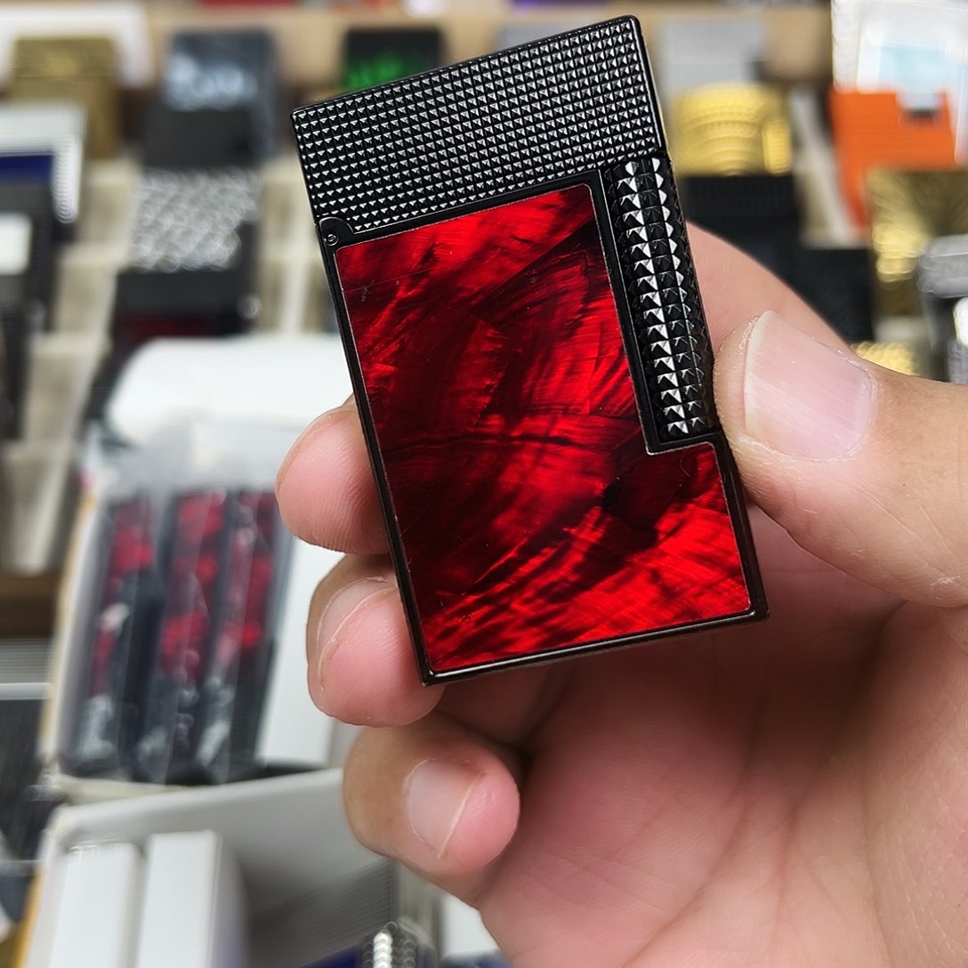 铜黑色四面血贝卡路微瑕