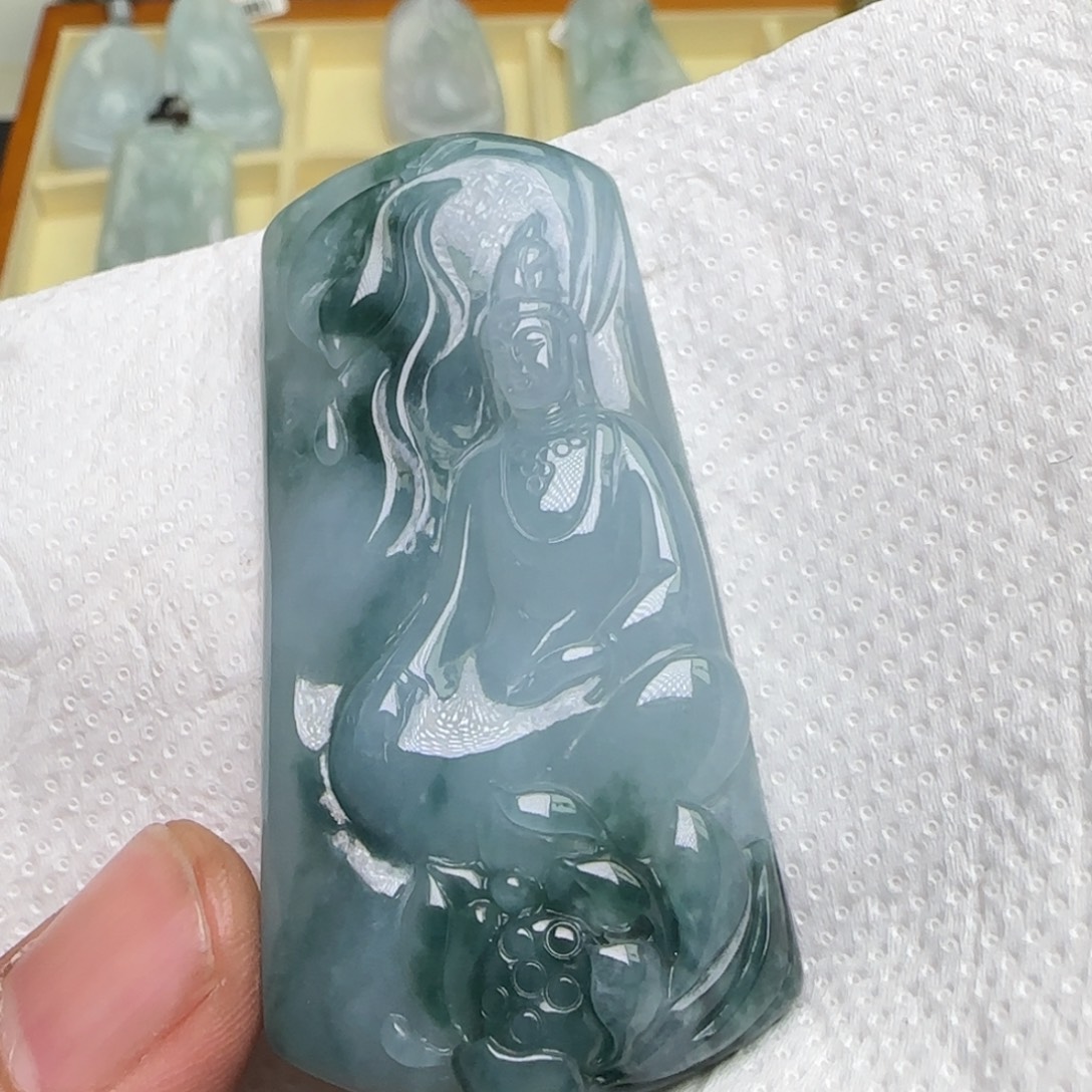 江***海翡翠未镶嵌颈饰翡翠