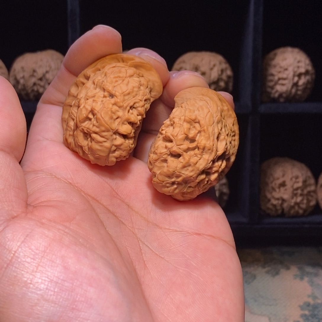 然***ᴳ文玩核桃把件半壁