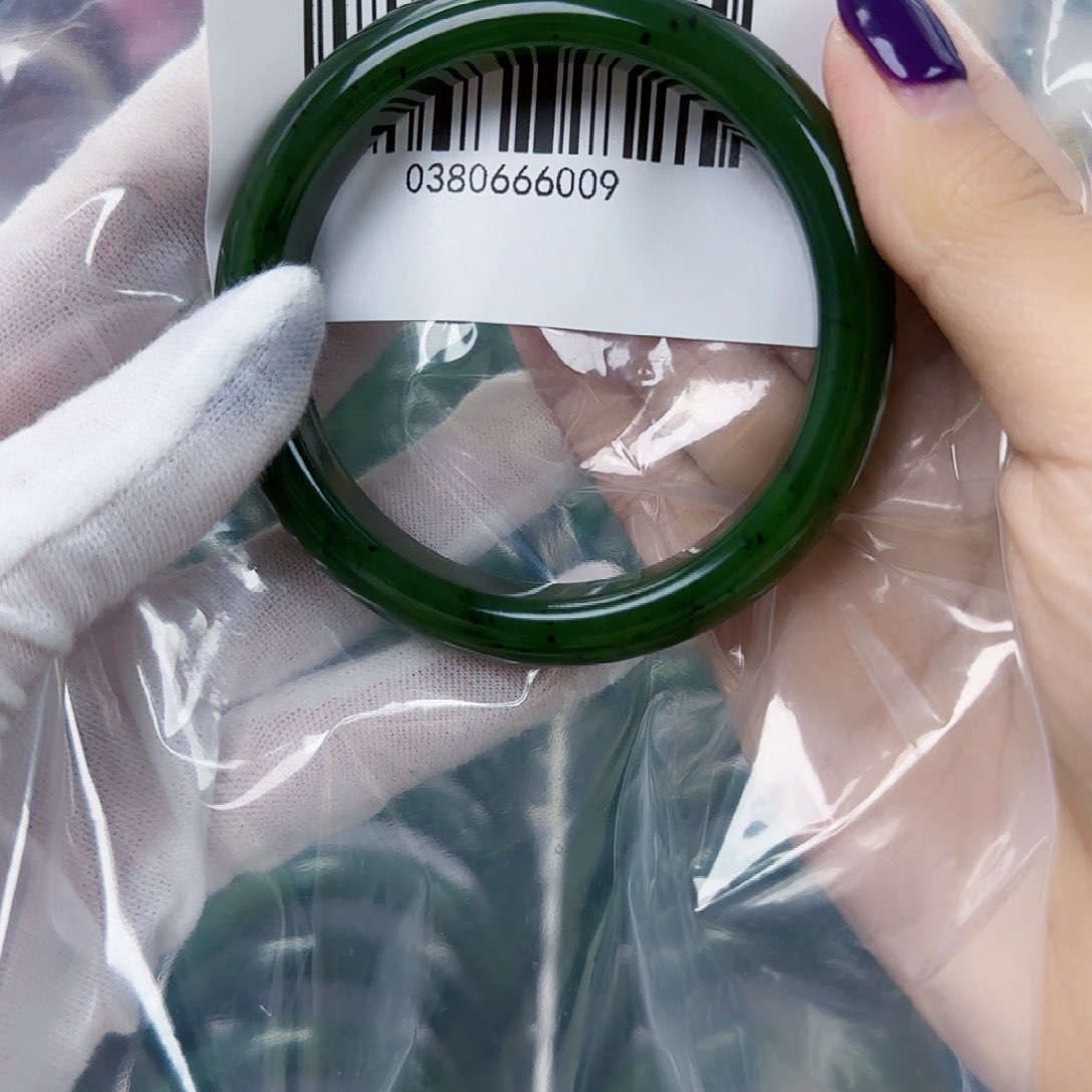 和田玉（碧玉）手镯未镶嵌58