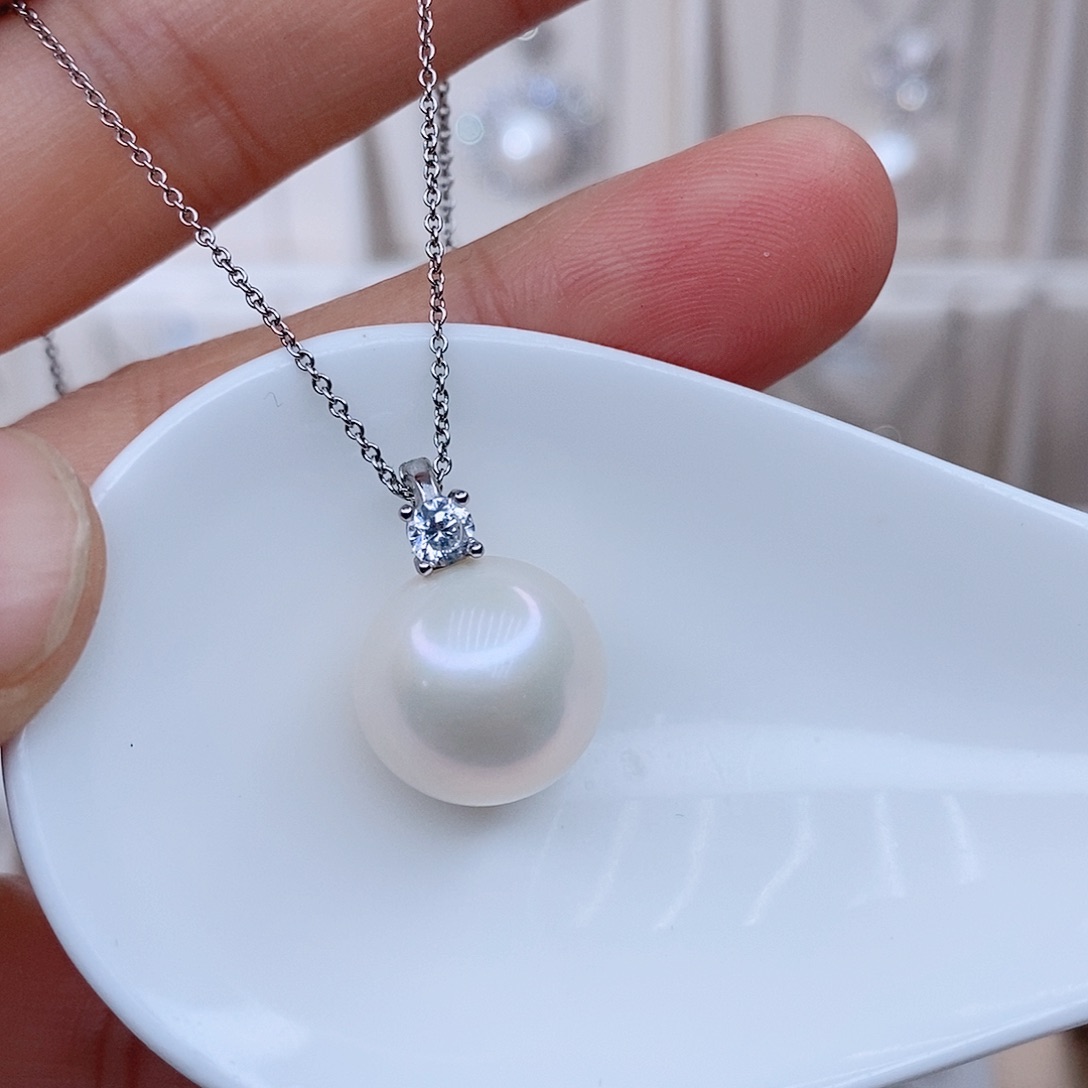 颈饰银S925镶嵌淡水珍珠凯***啊