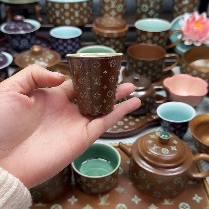 w***.龙泉青瓷手工制作工艺青瓷杯