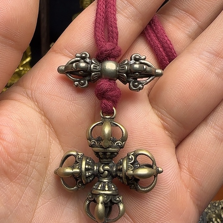 在***天泥塑藏式风格小元素