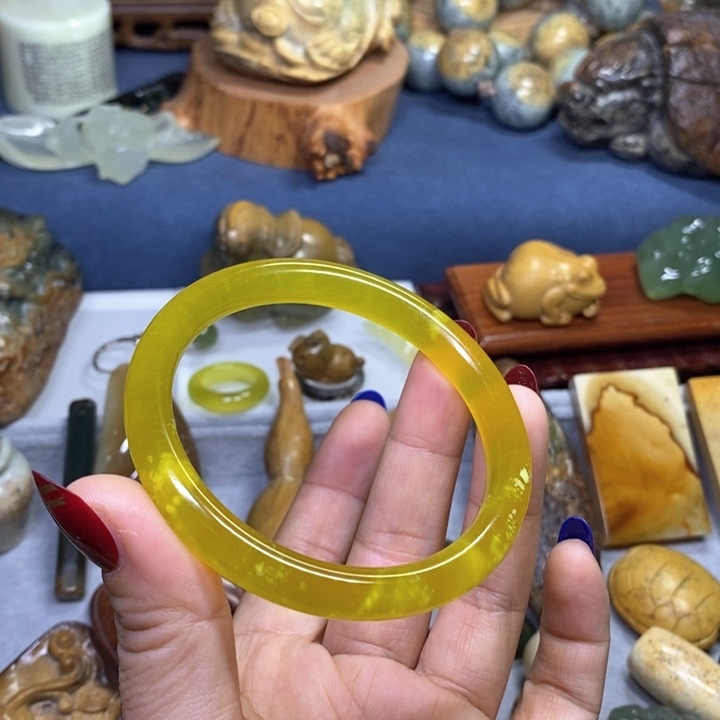 蛇纹石玉60 口未镶嵌