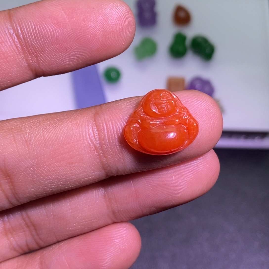 翡翠未镶嵌颈饰吊坠