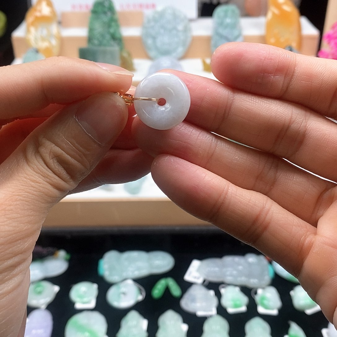 翡翠颈饰未镶嵌07 平安扣